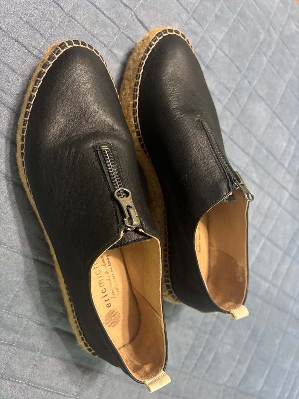 Eric Michael Black Leather Espadrille Slip-On Shoes with Front Zipper size 39 8